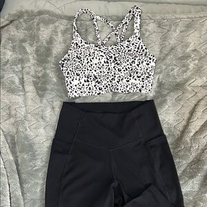 Jockey Black and White Sports Bra and Leggings Set